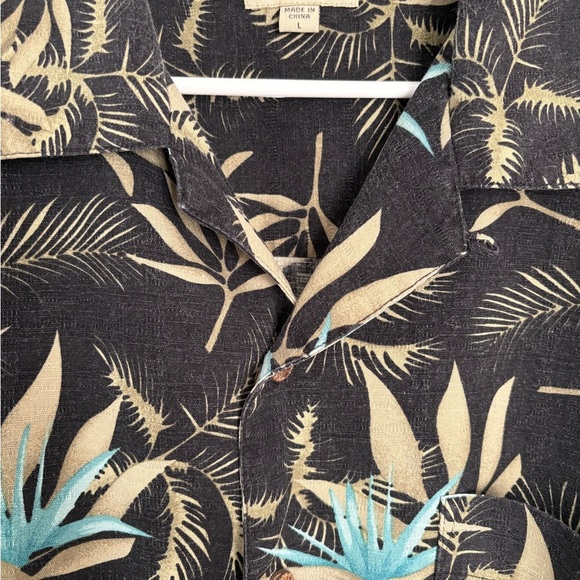 Solitude Mens Button Up 100% Washable Silk Floral Hawaiian Cruise Shirt Large - Picture 7 of 11